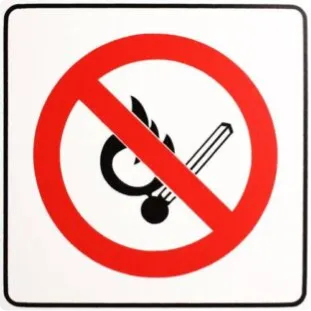 Placas e Sinalização em Ambientes de Trabalho